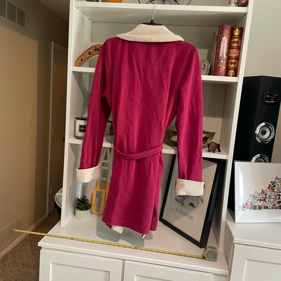 Victoria secret robe - Picture 3 of 4